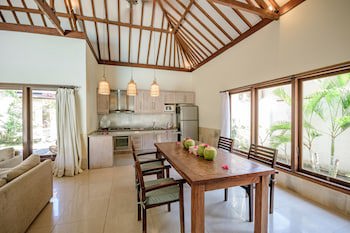 Kelapa Villas