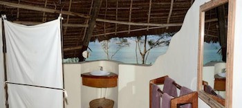 Unguja Lodge