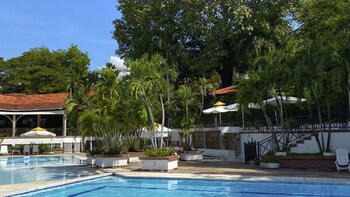 Hotel On Vacation Girardot Resort