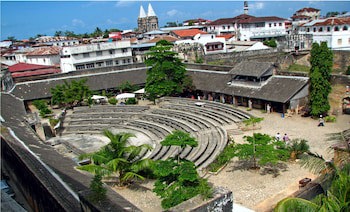 Maru Maru Hotel