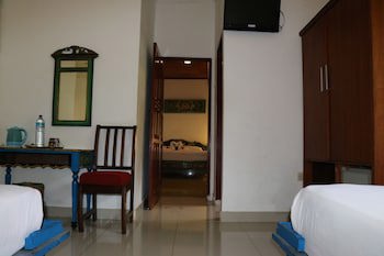 Puri Bunga Senggigi