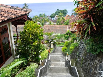Puri Bunga Senggigi