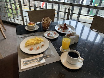 Arawi Miraflores Prime