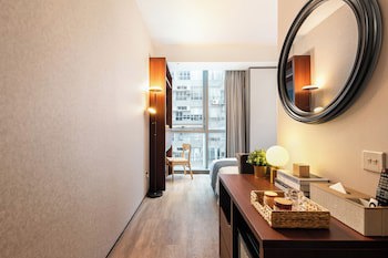Dash Living On Queen's