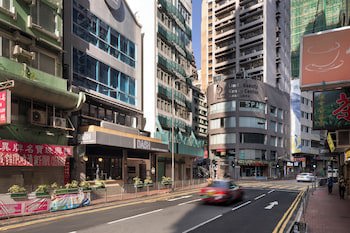 Dash Living On Queen's