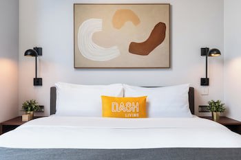 Dash Living On Queen's