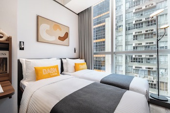 Dash Living On Queen's
