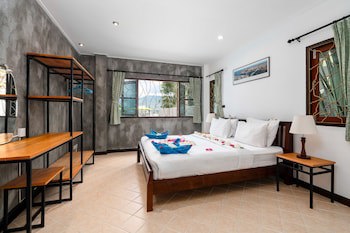 Chaweng Lakeview Residence