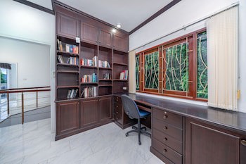 Chaweng Lakeview Residence