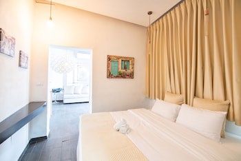27 Montefiore Tlv