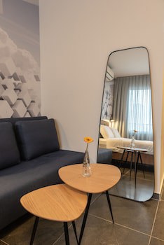 27 Montefiore Tlv