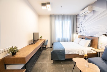 27 Montefiore Tlv