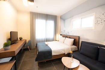 27 Montefiore Tlv