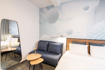 27 Montefiore Tlv