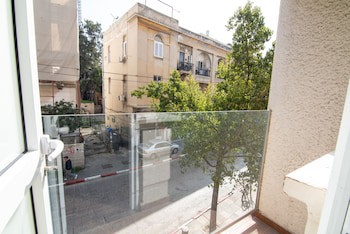 27 Montefiore Tlv