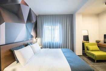 27 Montefiore Tlv