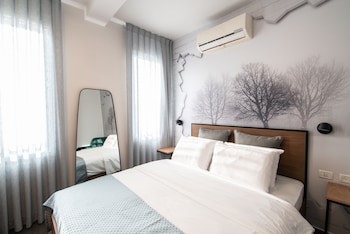 27 Montefiore Tlv