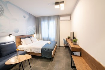 27 Montefiore Tlv