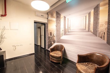 27 Montefiore Tlv