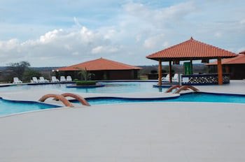 Hotel Canarius De Gravata