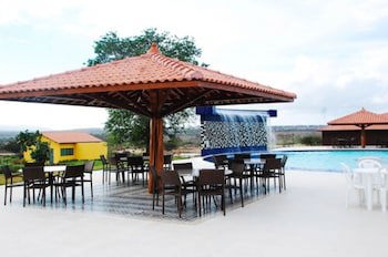 Hotel Canarius De Gravata