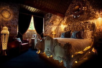 Crazy Bear Hotel-Stadhampton