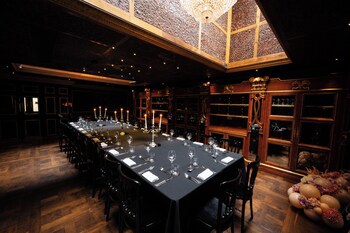 Crazy Bear Hotel-Beaconsfield