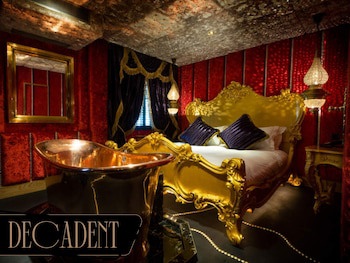 Crazy Bear Hotel-Beaconsfield