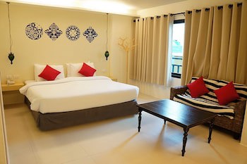 Acca Patong Apartments