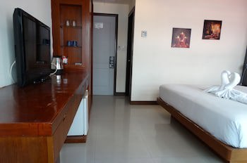 Acca Patong Apartments