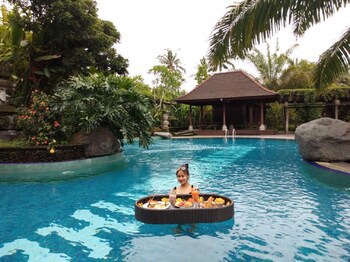 Bhuwana Ubud Hotel And Farming
