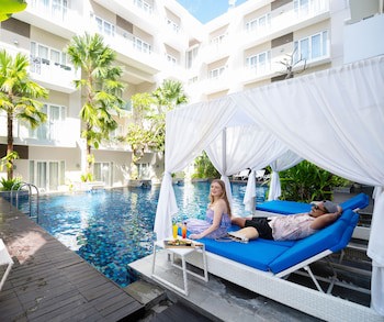 Grand Ixora Kuta Resort