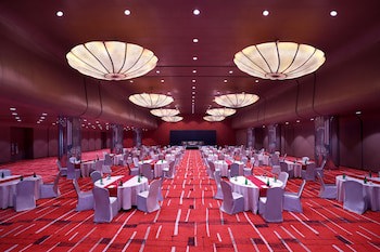 Grand Mercure Jakarta Harmoni
