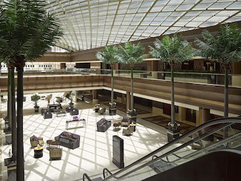 Dusit Thani Abu Dhabi