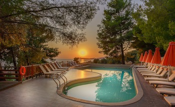 Rahoni Cronwell Park Hotel - Adults Only