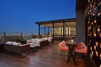 Doubletree By Hilton Gurugram Baani Square