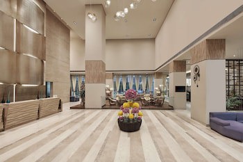 Doubletree By Hilton Gurugram Baani Square