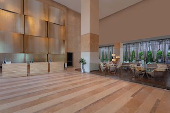 Doubletree By Hilton Gurugram Baani Square