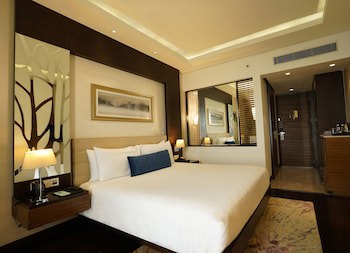 Doubletree By Hilton Gurugram Baani Square