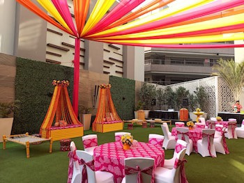 Doubletree By Hilton Gurugram Baani Square