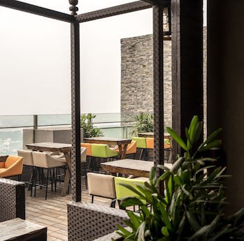 Doubletree By Hilton Gurugram Baani Square
