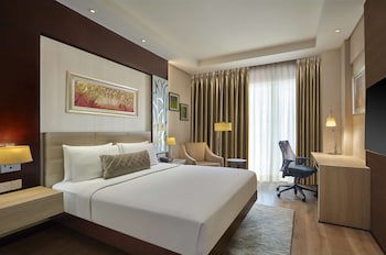 Doubletree By Hilton Gurugram Baani Square