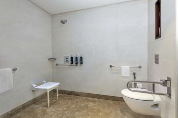Doubletree By Hilton Gurugram Baani Square