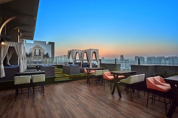 Doubletree By Hilton Gurugram Baani Square