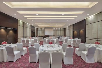 Doubletree By Hilton Gurugram Baani Square