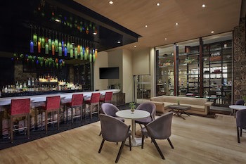 Doubletree By Hilton Gurugram Baani Square