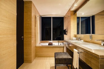 Doubletree By Hilton Jakarta Kemayoran