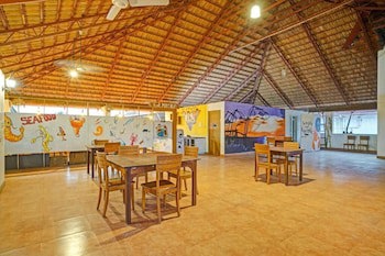 Fort Manor