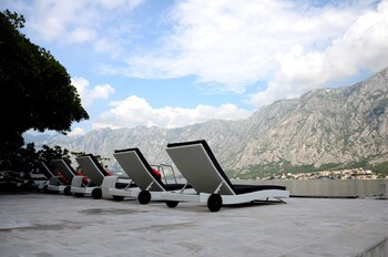 Galathea Hotel