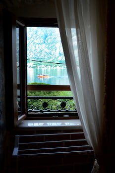Galathea Hotel